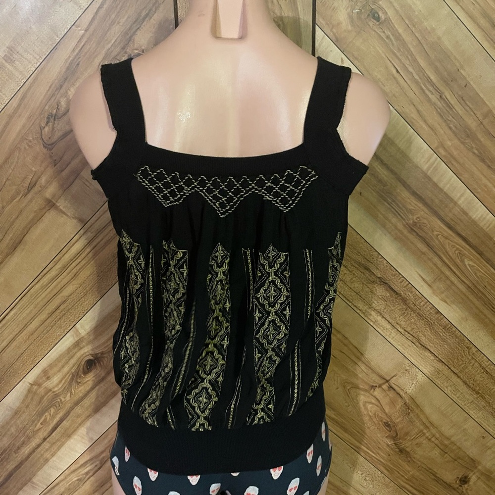 Anthropologie Women’s Small Black/Gold Embroidered Sleeveless Top - Picture 6 of 7